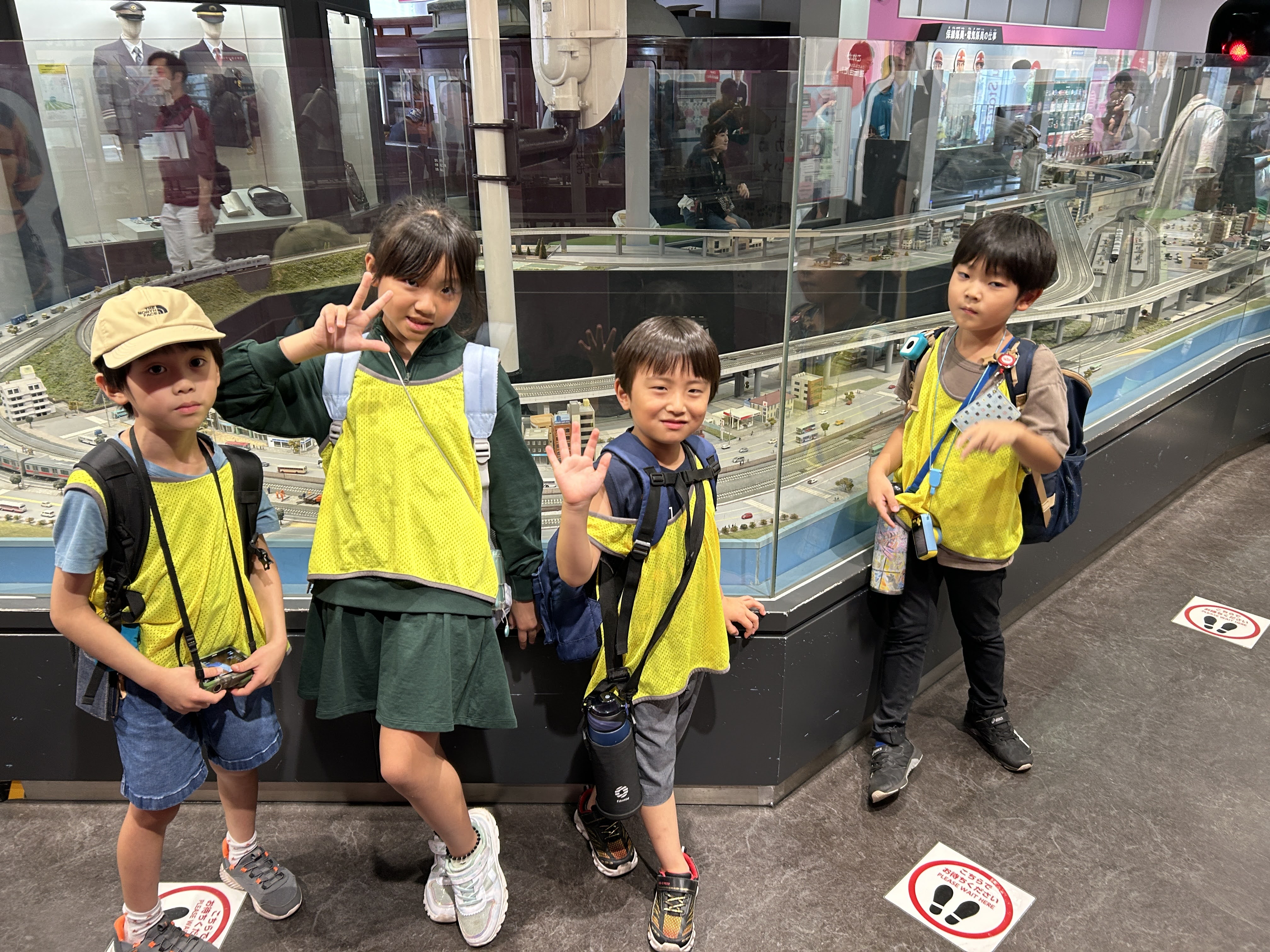 【電車とバスの博物館】